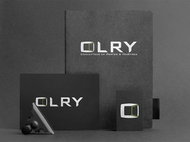 Les supports permettent de créer de l'interaction avec la clientèle Olry. Les cartes de vœux, les outils de communication salon, flyers, catalogues techniques sont autant de supports conçus dans la cohérence de l’identité de marque Olry. Début 2022, Evok a réalisé une refonte du logo afin de le moderniser et l'associer à la nouvelle entité Atelier Klein.